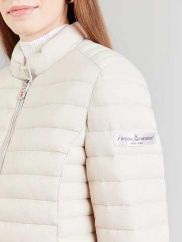 Frieda & Freddies NY Between-Season Jacket in Beige