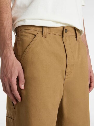 VANS Regular Broek in Bruin