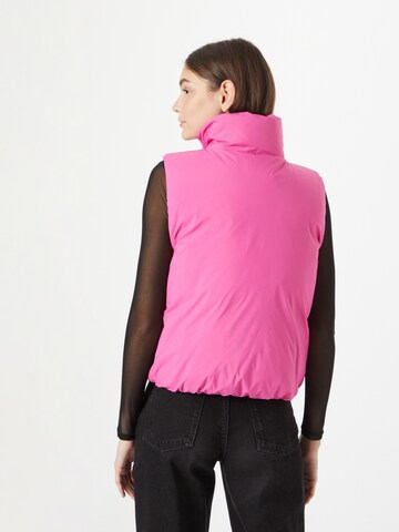 LEVI'S ® Väst 'Pillow Bubble Vest' i rosa