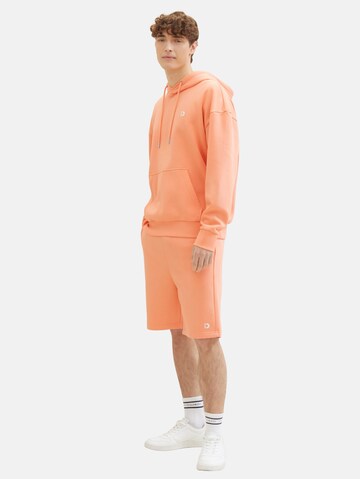 TOM TAILOR DENIM Loosefit Shorts in Orange