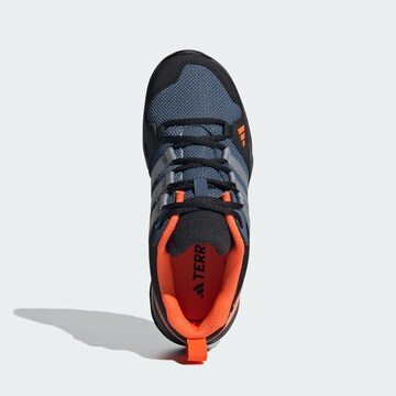 ADIDAS TERREX Ниски обувки 'Ax2R' в синьо