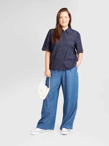 Vero Moda Curve Blus 'CHAY' i blå