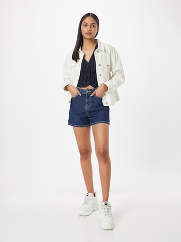 Dr. Denim Regular Shorts 'Nora' in Blau