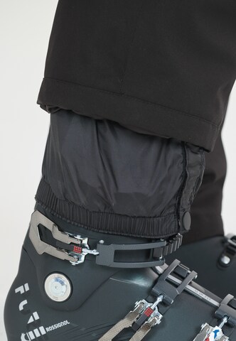 SLOPE Regular Outdoor trousers in Black