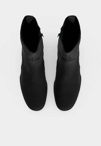 Botine 'DIANA' de la Högl pe negru