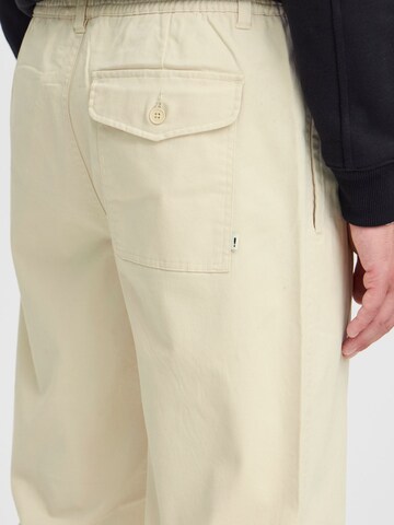 !Solid Regular Pleat-front trousers 'MAURICE DYLAN' in Beige