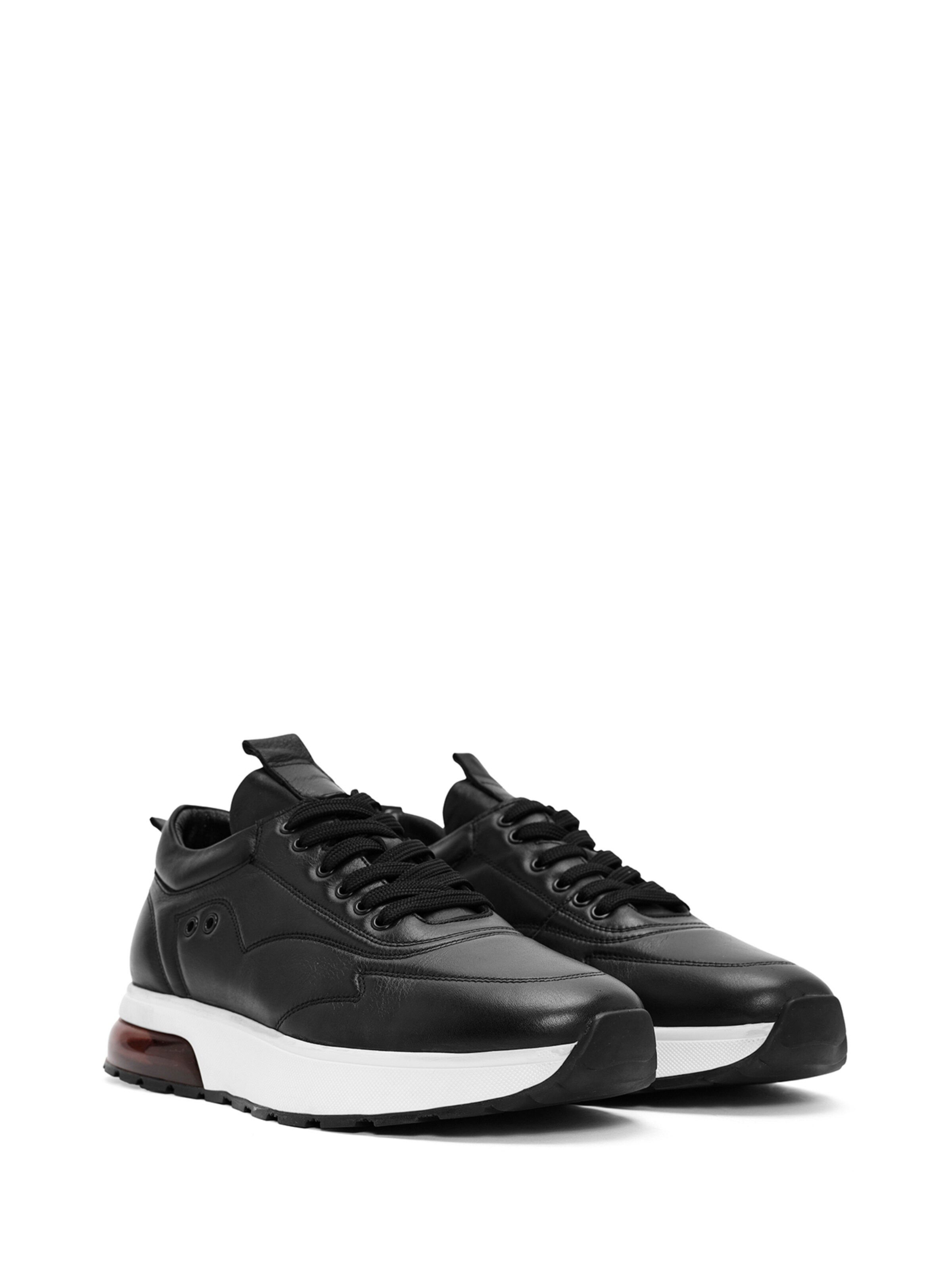 Baskets basses Derimod en noir