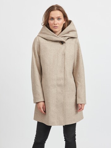 VILA Between-Seasons Coat 'Camua' in Beige: front