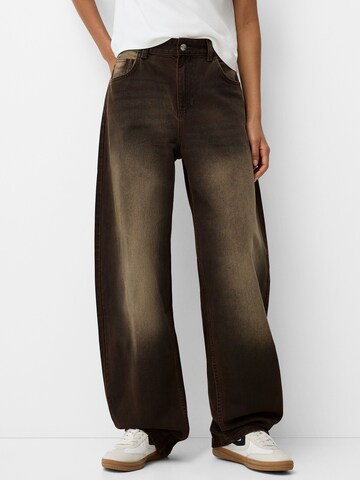 Wide Leg Jean Bershka en marron : devant