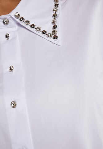 faina - Blusa en blanco