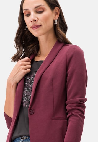 zero Blazer in Red