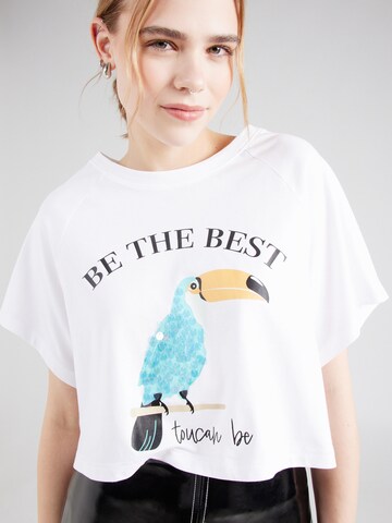 T-shirt 'ONLKITA' ONLY en blanc