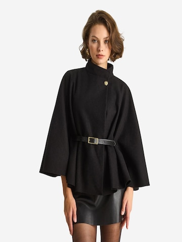 Cappotto invernale 'Mäntel' di Bianco Lucci in nero