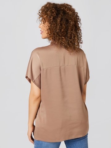 Guido Maria Kretschmer Curvy - Blusa 'Levinia' em castanho