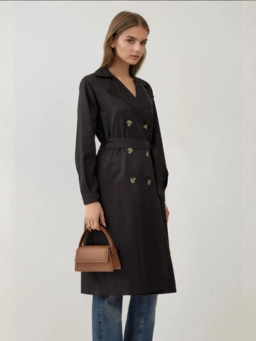 Manteau mi-saison 'Trenchcoats' Bigdart en noir : devant