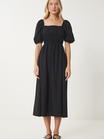 Robe Happiness İstanbul en noir