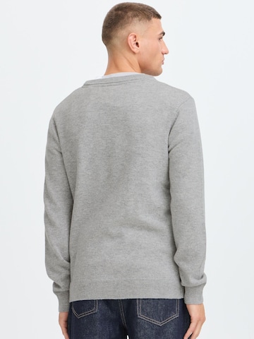 !Solid Sweater in Grey