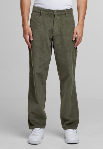 Urban Classics - Loosefit Pantalón en verde: frente