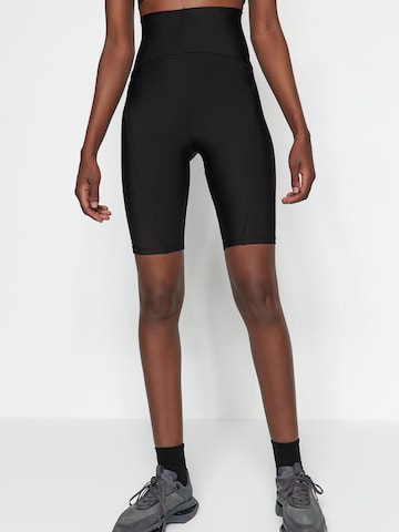 Trendyol Skinny Leggings in Zwart: voorkant