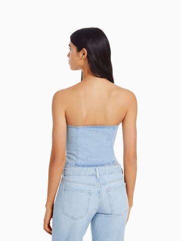 Top di Bershka in blu