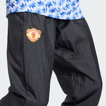 ADIDAS PERFORMANCE Tapered Sportbroek 'Manchester United 90' in Zwart