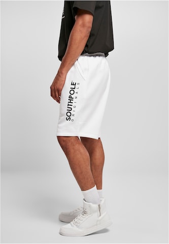 SOUTHPOLE Loose fit Trousers in White