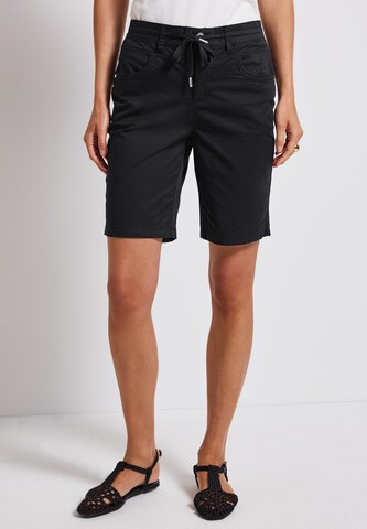 STREET ONE Regular Pants in Black: front