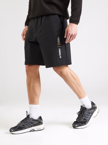 Loosefit Pantaloni per outdoor di ADIDAS TERREX in nero: frontale