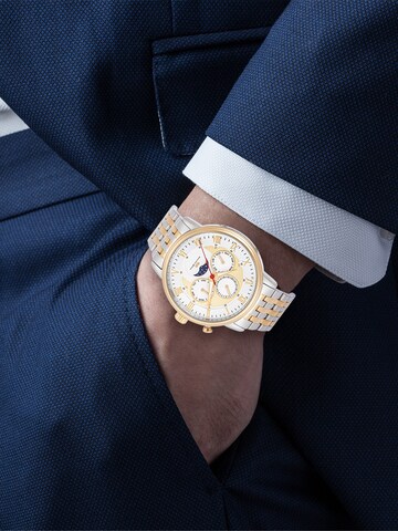 Rhodenwald & Söhne Analog Watch in Gold: front
