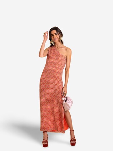 THE-ARE Jurk in Oranje: voorkant
