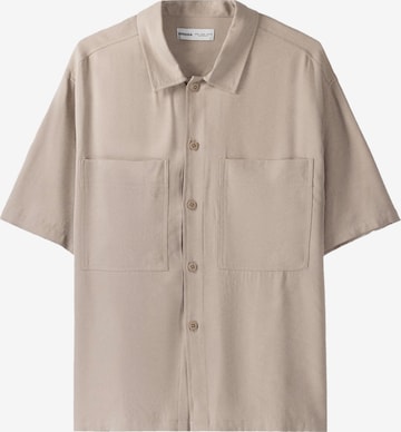 Bershka Comfort fit Button Up Shirt in Beige: front