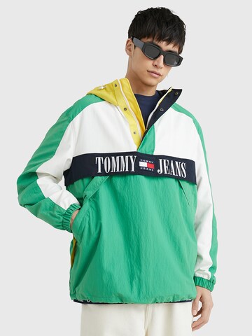 Tommy Jeans Overgangsjakke 'Chicago Archive' i grønn: forside