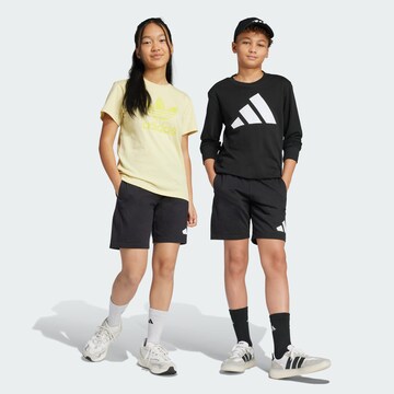 ADIDAS SPORTSWEAR - regular Pantalón 'Essentials' en negro: frente