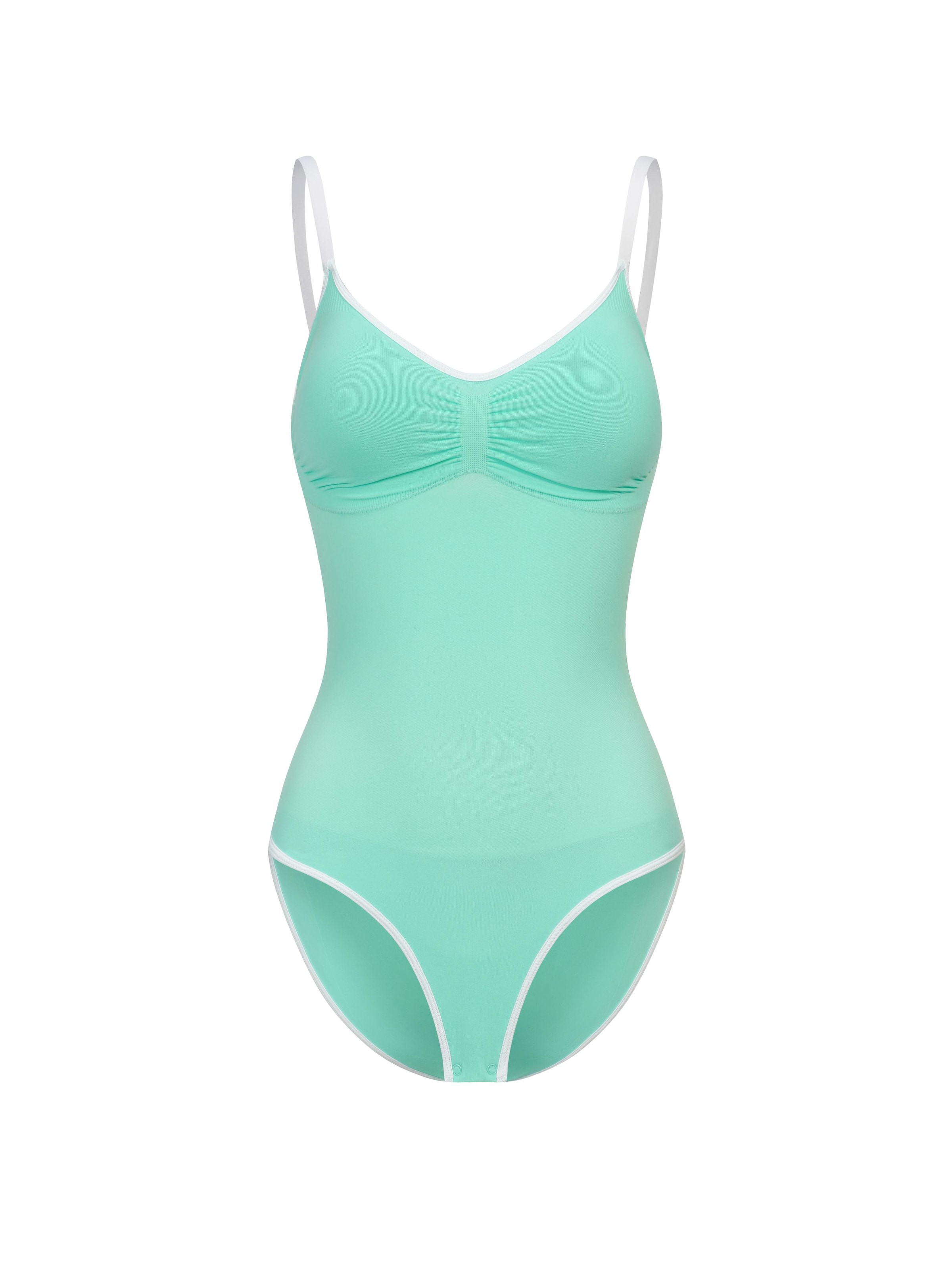 cfab (formerly creamy fabrics) - Body moldeador 'Lined Bodysuit Sculpting Shapewear mit integrierten Pads mit Slip' en verde: frente