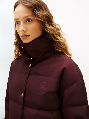 TOMMY HILFIGER Between-season jacket in Red