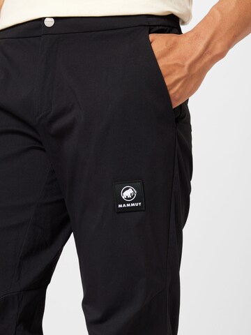 Effilé Pantalon de sport 'Massone' MAMMUT en noir