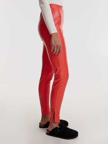 EDITED Skinny Leggingsit 'Teresa' värissä punainen