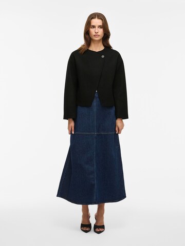 Veste mi-saison 'VIQUINN' VILA en noir