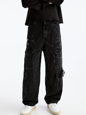 Loosefit Jeans cargo Pull&Bear en noir : devant