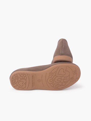 Pisamonas - Bailarina en gris