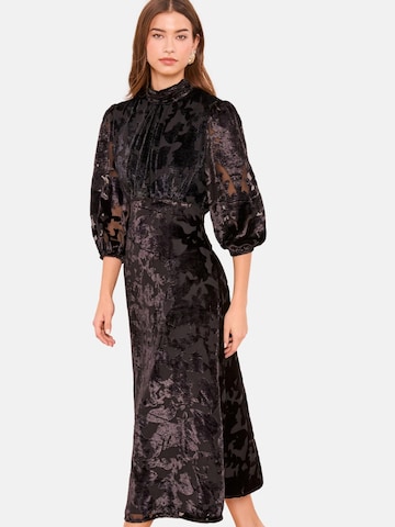 Robe Lipsy en noir : devant