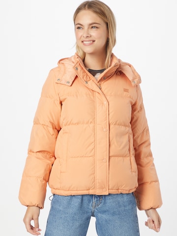 LEVI'S ® Kurtka zimowa 'Quinn Short Down Puffer' w kolorze pomarańczowy: przód