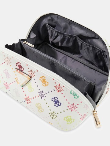 GUESS Kulturtasche 'Silia' in Mischfarben