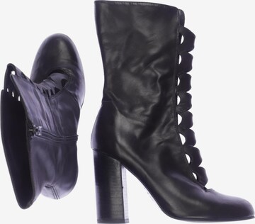 Navyboot Dress Boots in 40 in Black: front