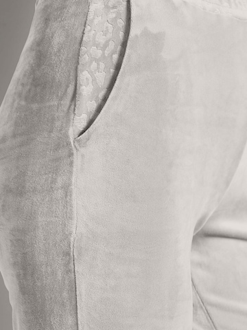 Regular Pantalon MADELEINE en blanc