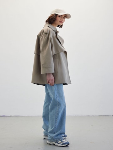 MANUKA Between-Seasons Coat in Brown