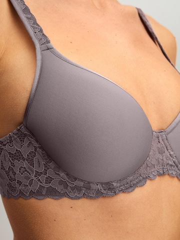 T-shirt Reggiseno 'Natural Comfort Lace' di CALIDA in marrone