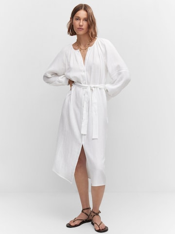 Robe-chemise 'Ibiza' MANGO en blanc