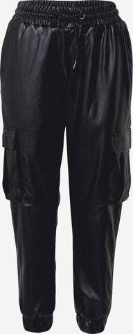 Effilé Pantalon cargo Urban Classics en noir : devant