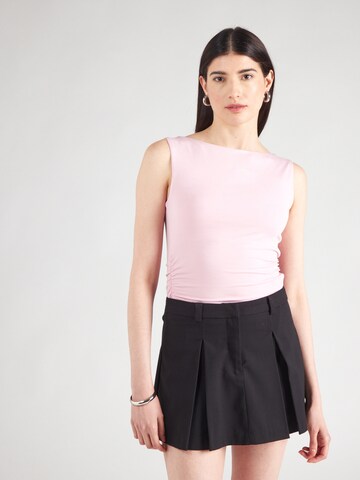 Gina Tricot - Top en rosa: frente